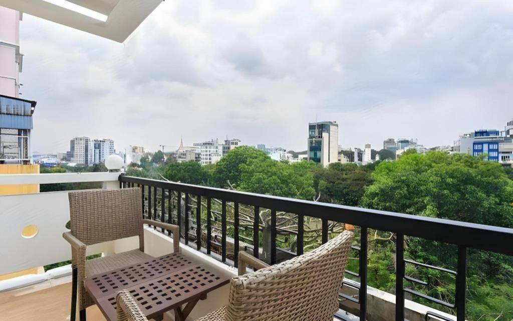 The Noble Swan Wood Park Hotel Ho Chi Minh-byen Eksteriør bilde