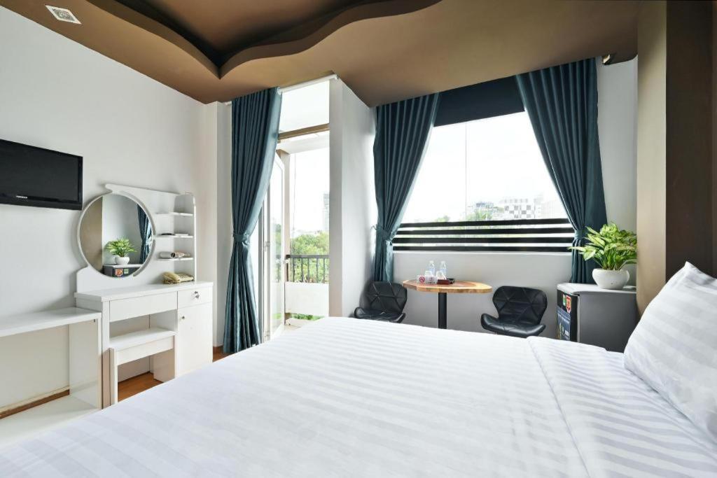 The Noble Swan Wood Park Hotel Ho Chi Minh-byen Eksteriør bilde